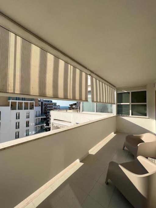 Faro Sul Mare Luxury Apartment - Zona Fiera Bari Exteriör bild