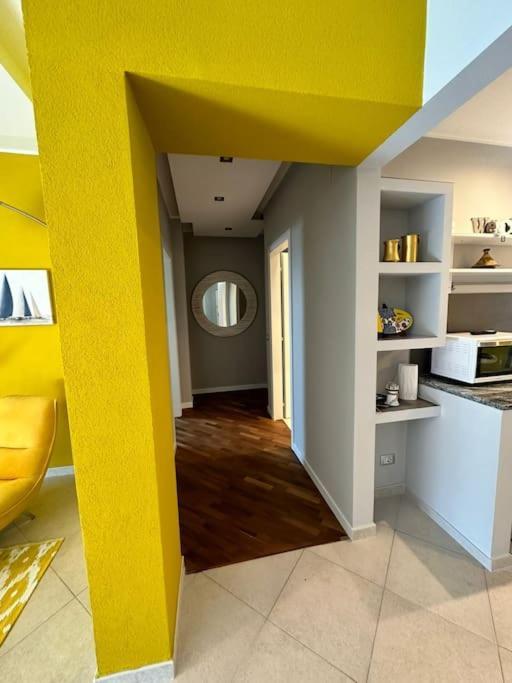 Faro Sul Mare Luxury Apartment - Zona Fiera Bari Exteriör bild